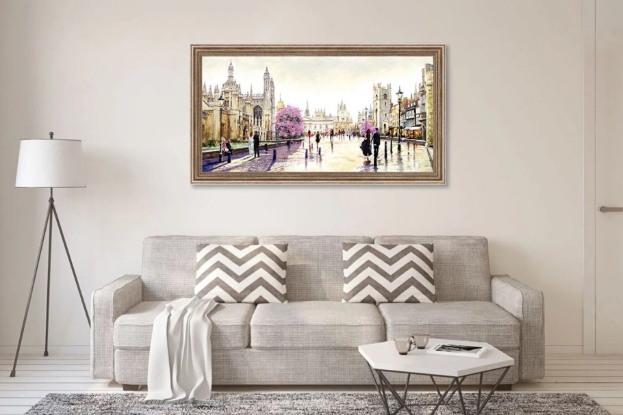 Картины над диваном