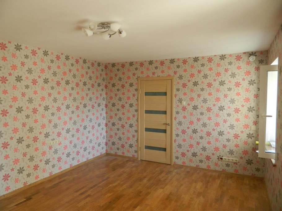 Декорирование обоев