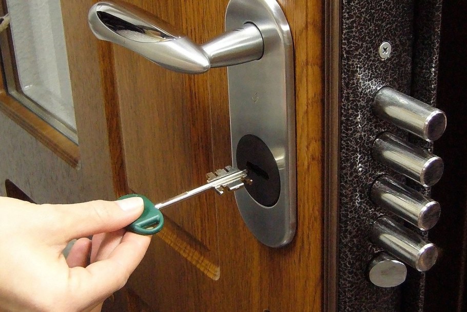 Замок для входной двери