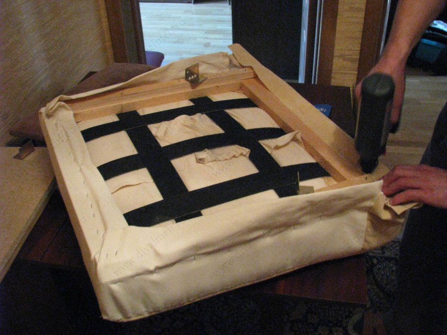 Обтяжка углов мебели