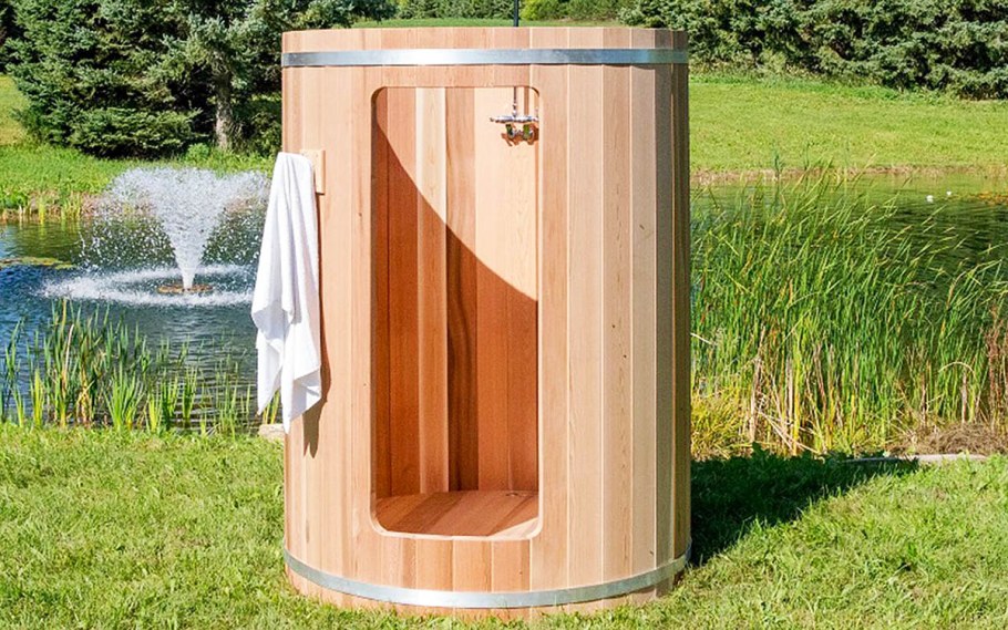 Летний душ на дачном участке