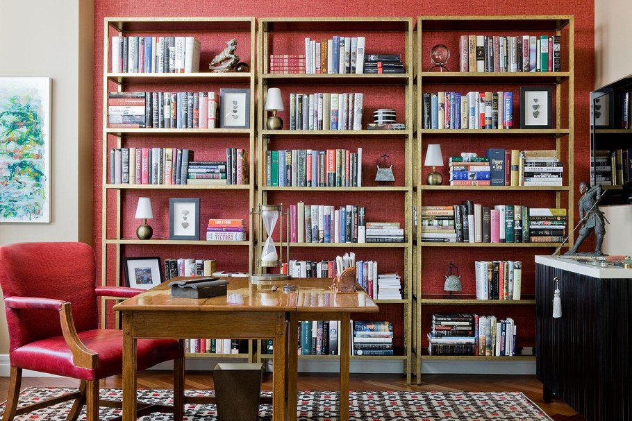 Советские книжные полки в интерьере