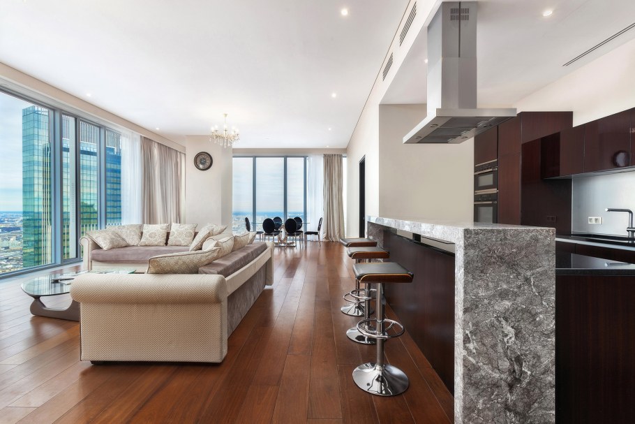 Пентхаус с панорамными окнами