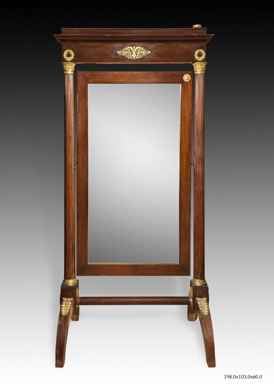 Зеркало антикварное напольное