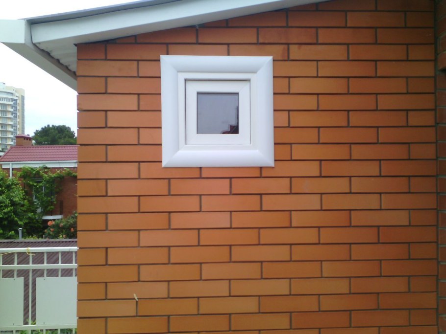 Домик Петра 1 в Санкт-Петербурге окна