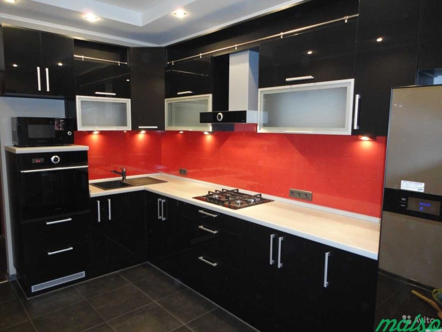 Оранжевая кухня