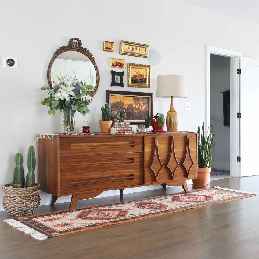 МИД сенчури пуфик