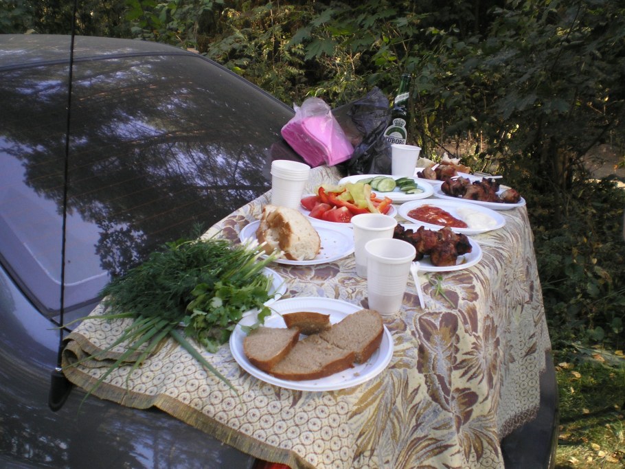 Застолье в селе