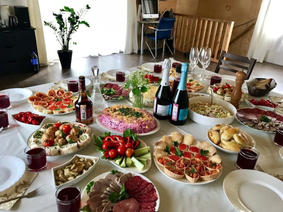 Чаепитие в беседке