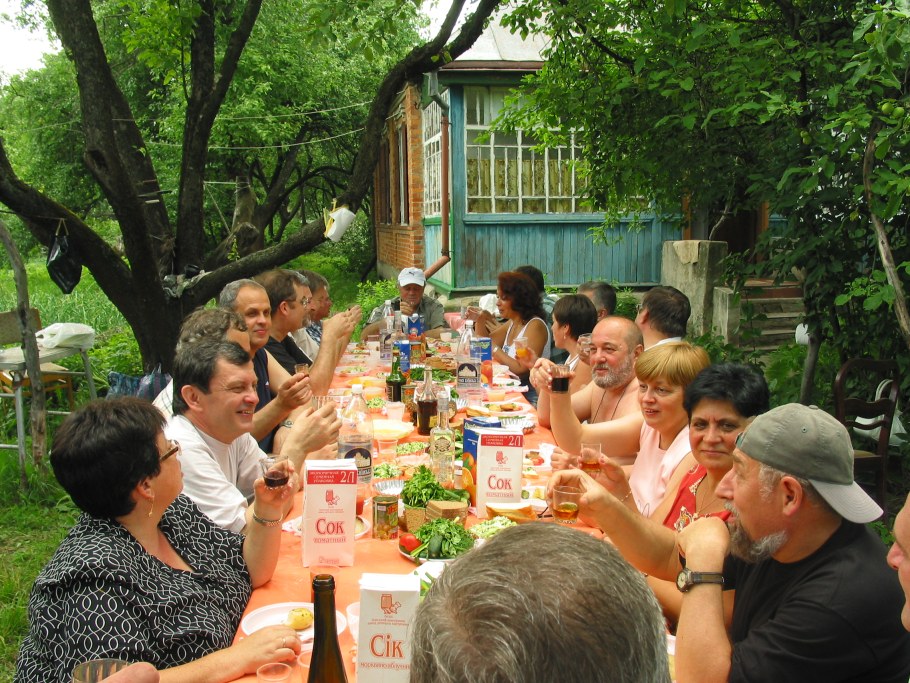 Застолье в деревне