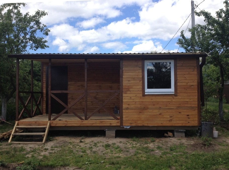 Вагончик бытовка с верандой