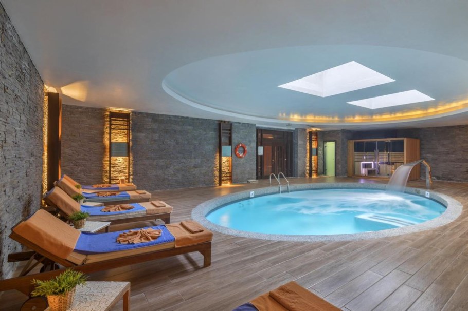 Rixos Premium Tekirova Крытый бассейн