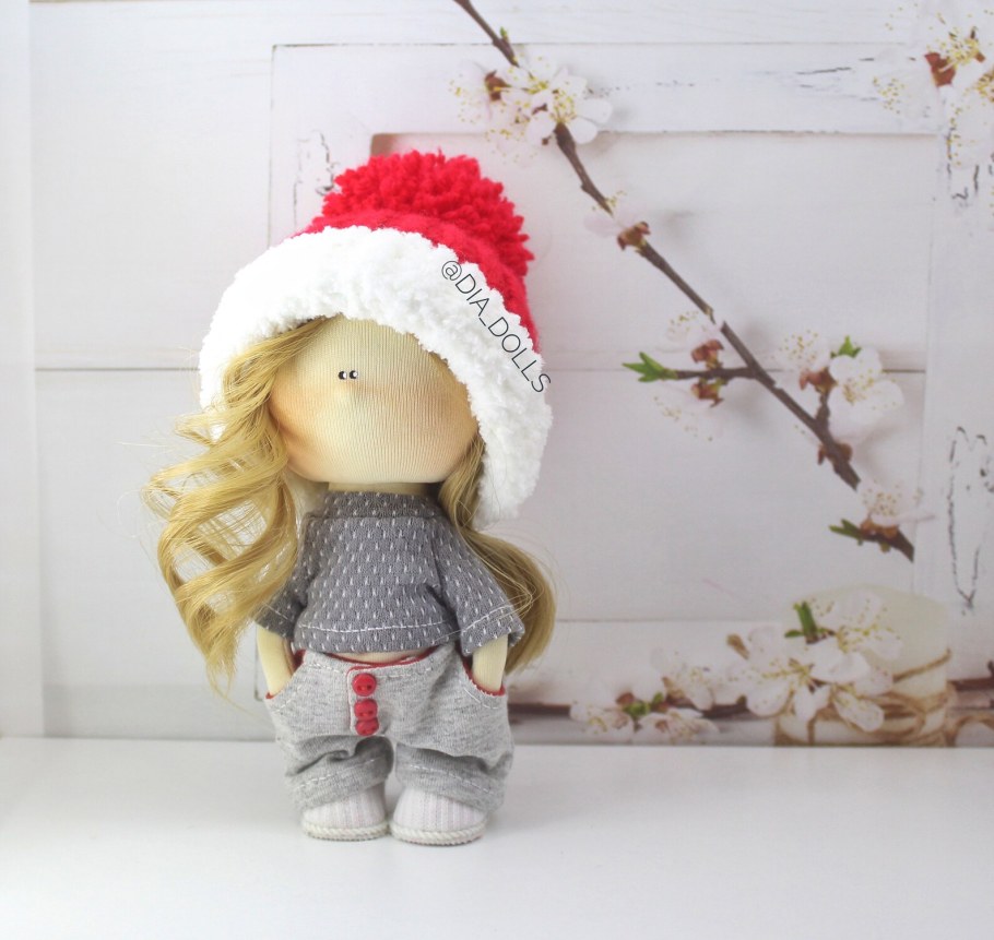 Кукла Элли Доллс