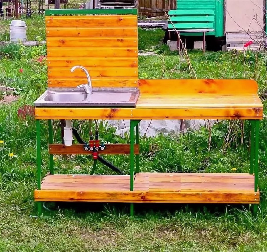 Уличная раковина для дачи