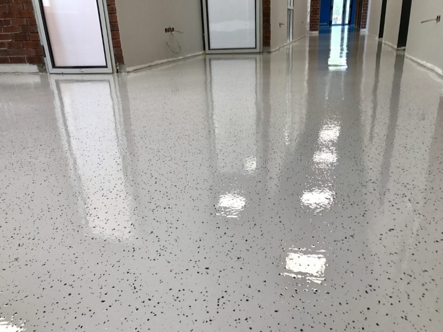 Наливной выравнивающий пол толщина