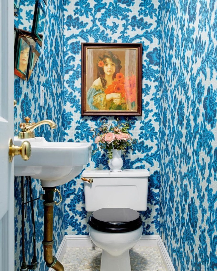 Обои в санузле