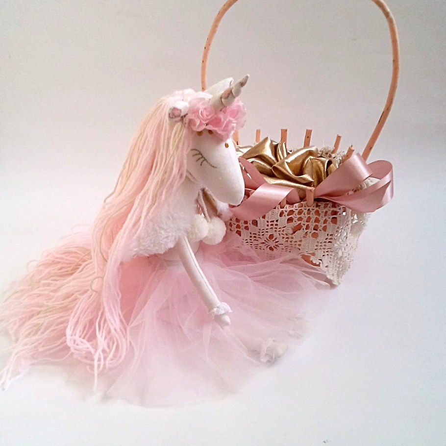 Игрушка интерьерная "Единорог"