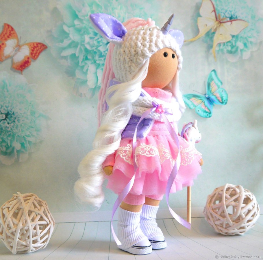 Кукла большеножка