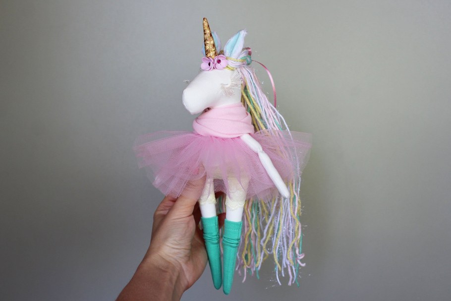 Кукла Нонна Единорожка