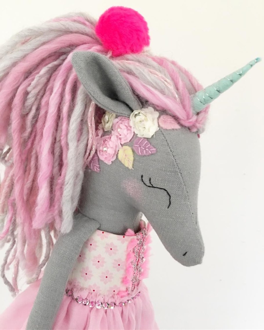 Комната с единорогами для девочек