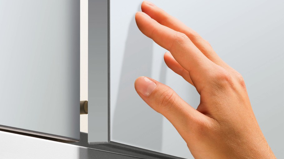 Петля Push to open