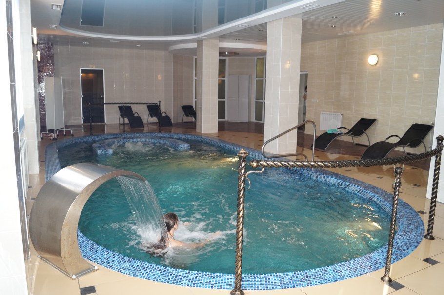 Гранд отель Поляна 1389