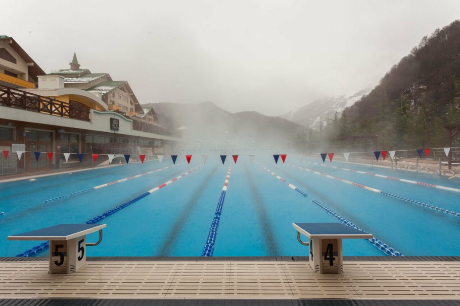 Газпром открытый бассейн красная Поляна