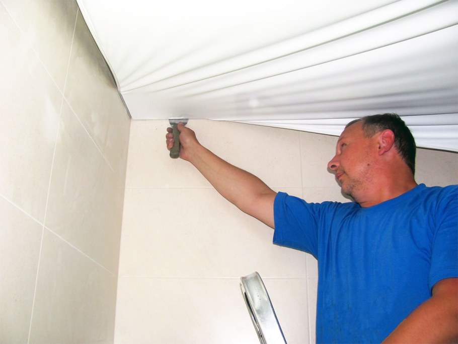 Монтаж натяжного потолка