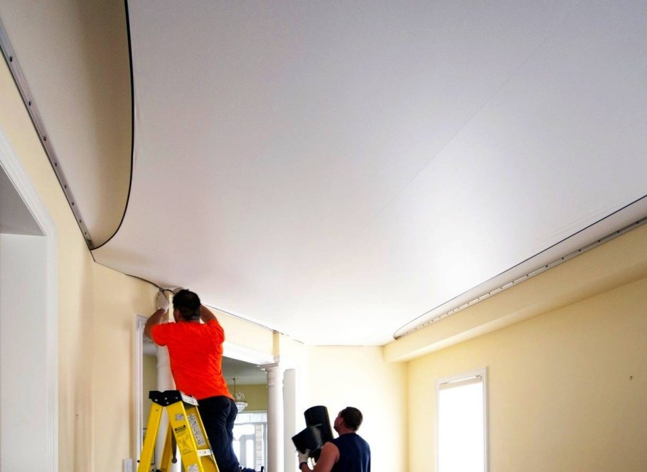 Работник натяжные потолки