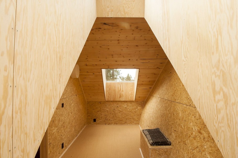 Дачный туалет из OSB