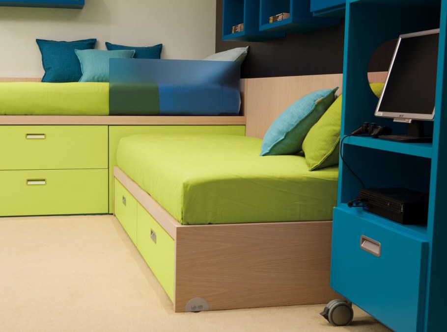 Кровати углом для двоих детей