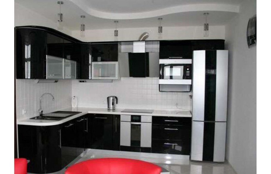 Кухонные гарнитуры черно белые