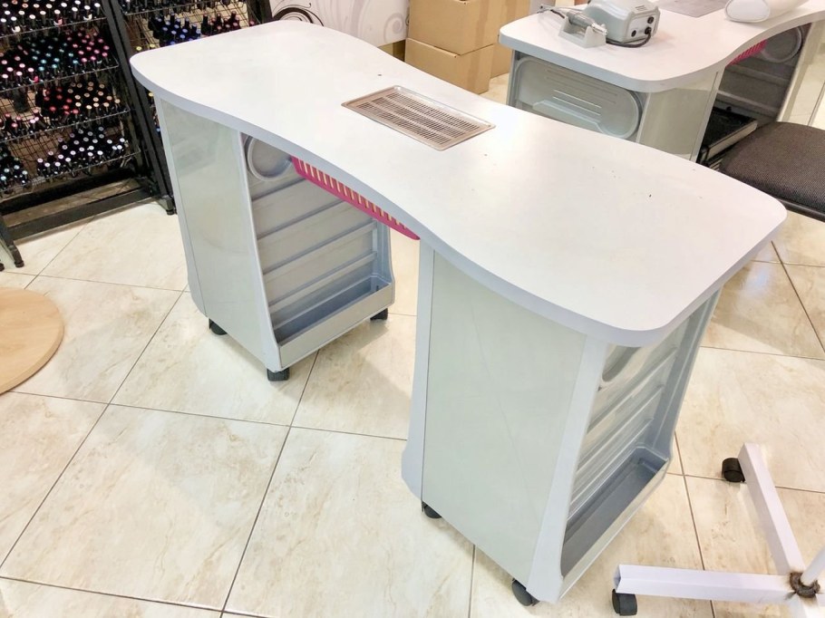 Маникюрный стол ПВХ 2х19 630