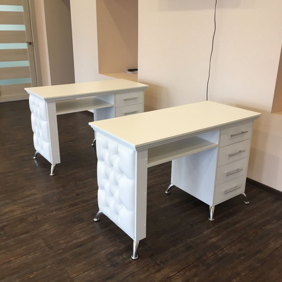 Стол маникюрный "124 LX"