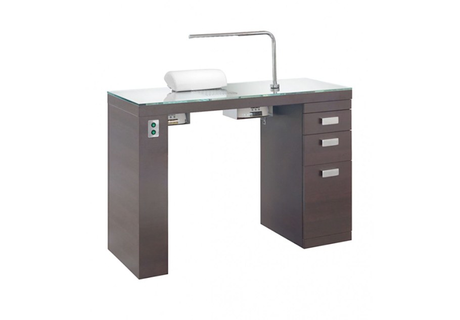 Маникюрный стол своими руками