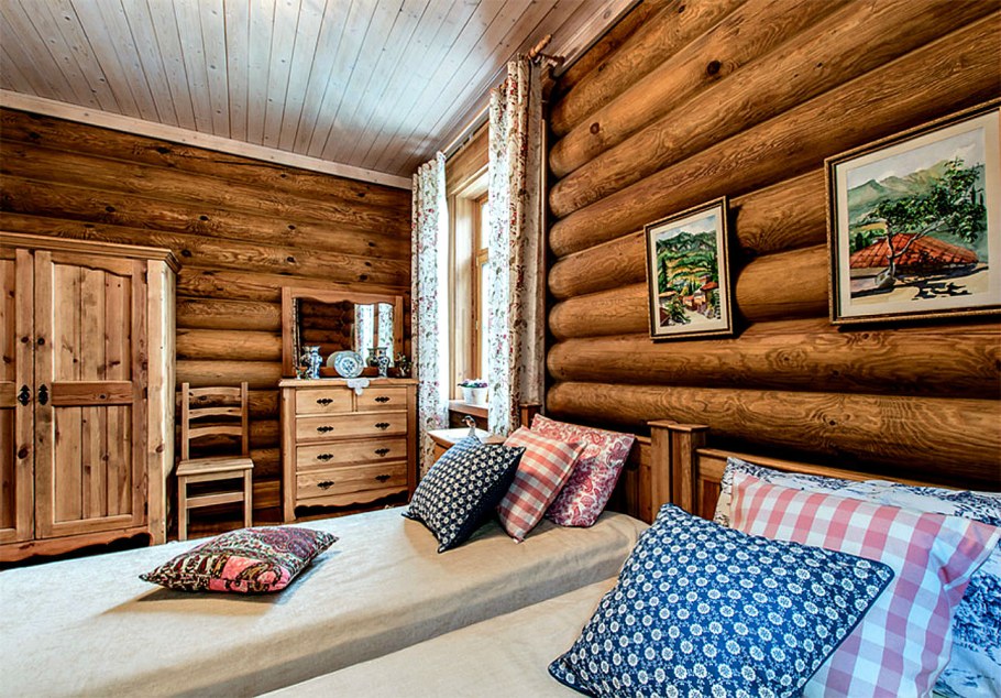 Бревенчатые стены в интерьере