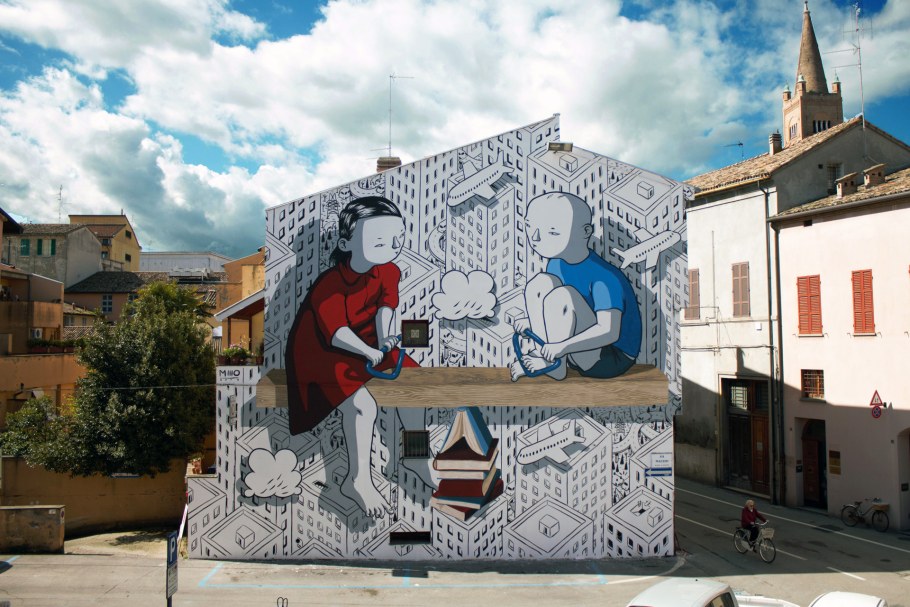 - Сграффито (техника процарапывания) Иран