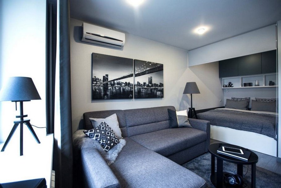 Зал с кроватью и диваном