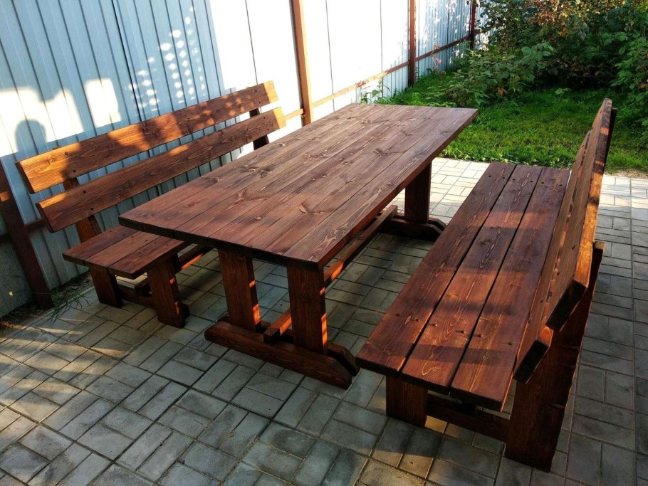 Стол с лавками