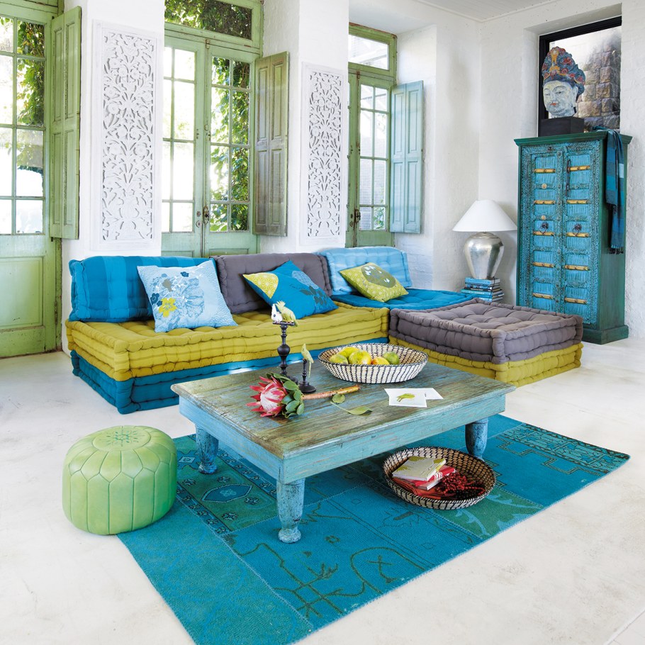 Диван в марокканском стиле