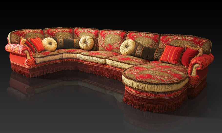 Диван в Восточном стиле