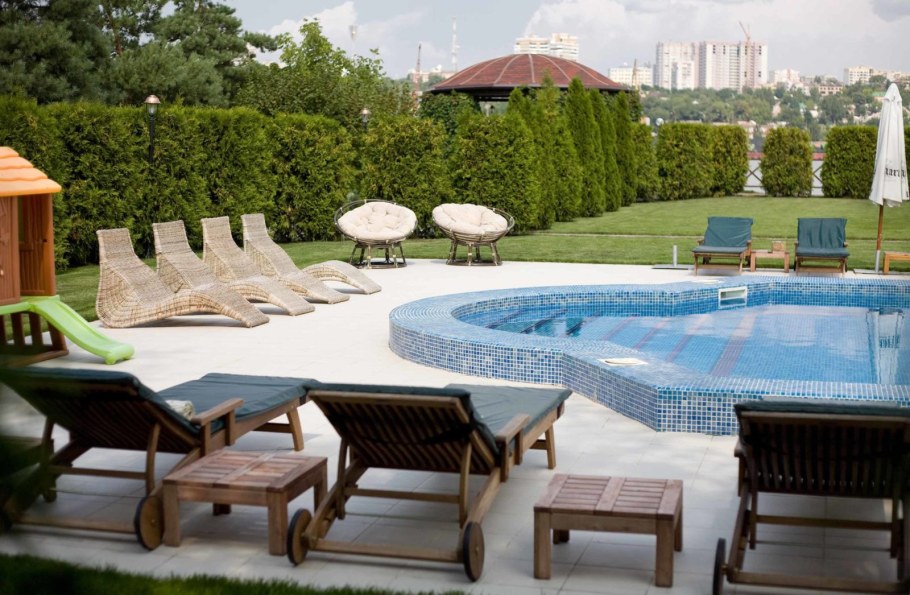 Бассейн высокий берег Ростов