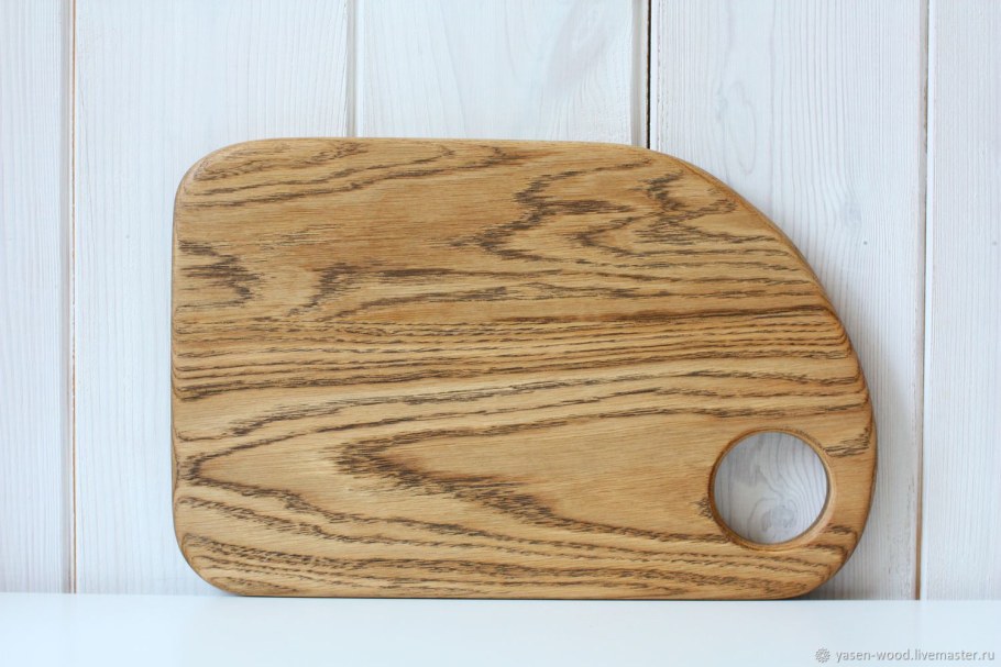 Доска разделочная дуб d=300