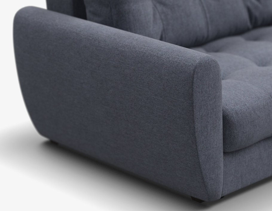 Велюровый диван в интерьере