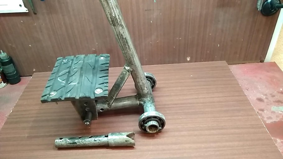 Самоделки из автомобильных свечей