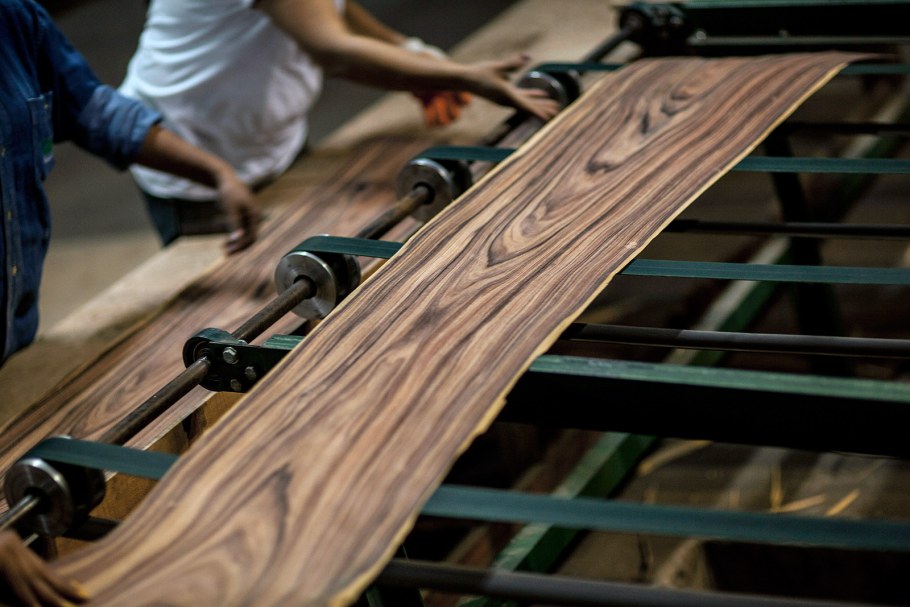 Производство шпона