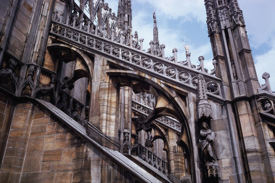 Аркбутан в архитектуре Готика