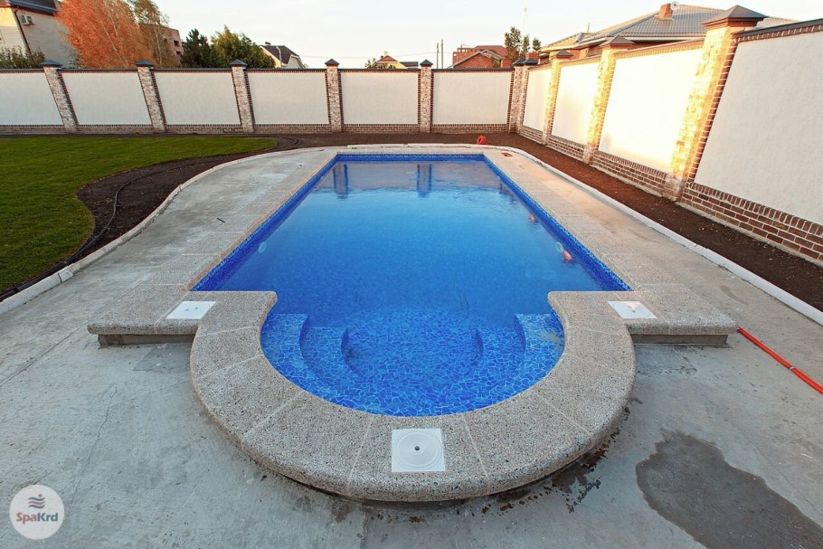 Бассейн из бетона