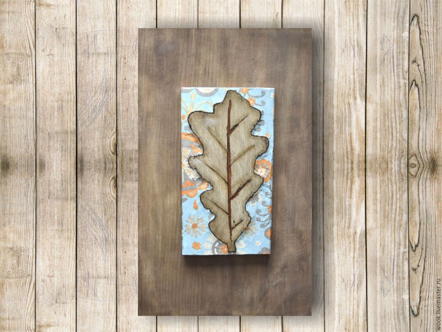 Панно из дуба