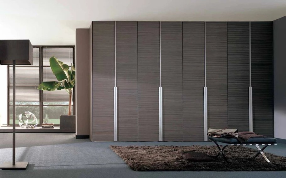 Ручка на шкаф купе длинная